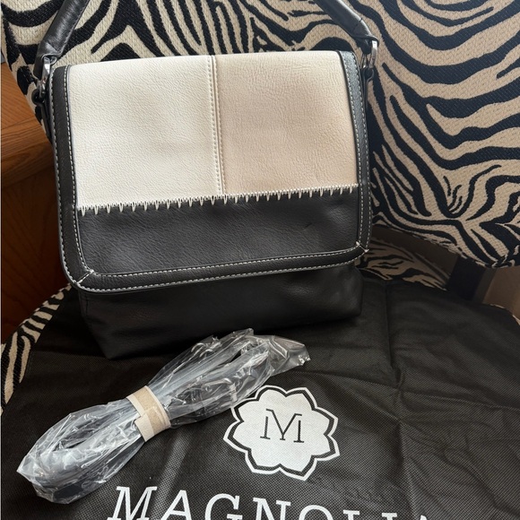 Magnolia Two-Tone Black and Cream Shoulder Bag NWOT - Picture 2 of 5
